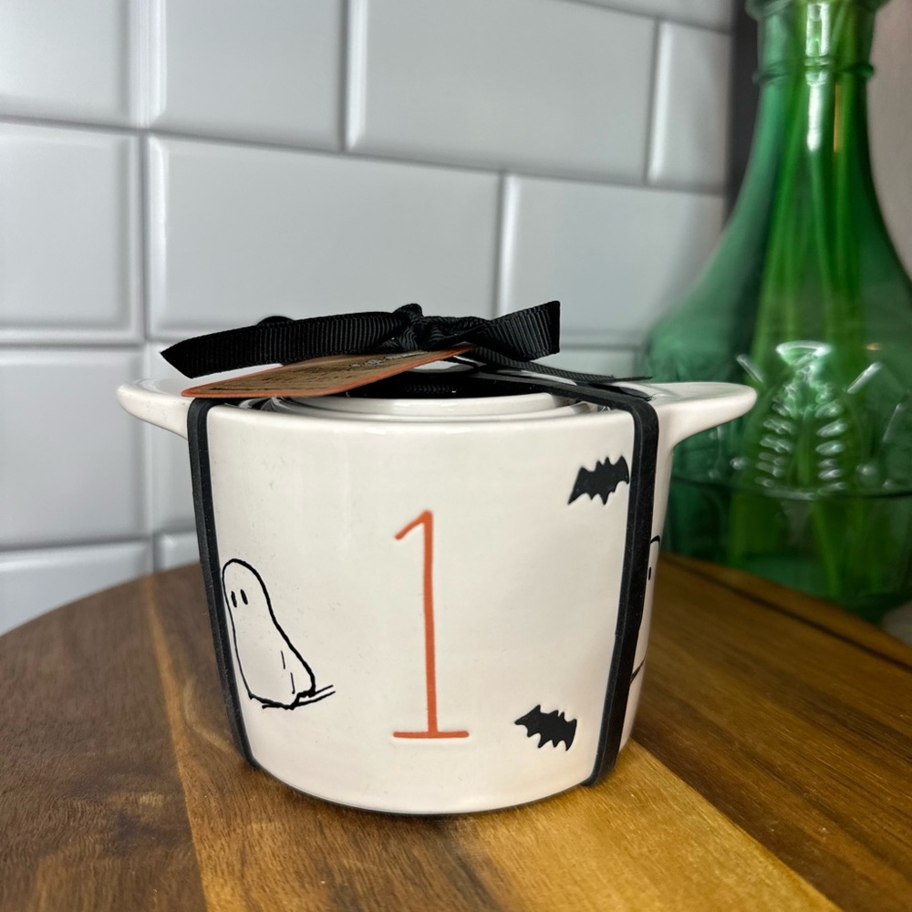 Rae Dunn x Peanuts Snoopy Halloween Ceramic Measuring Cups